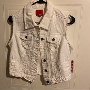 BONGO Juniors White Sleeveless Jean Jacket